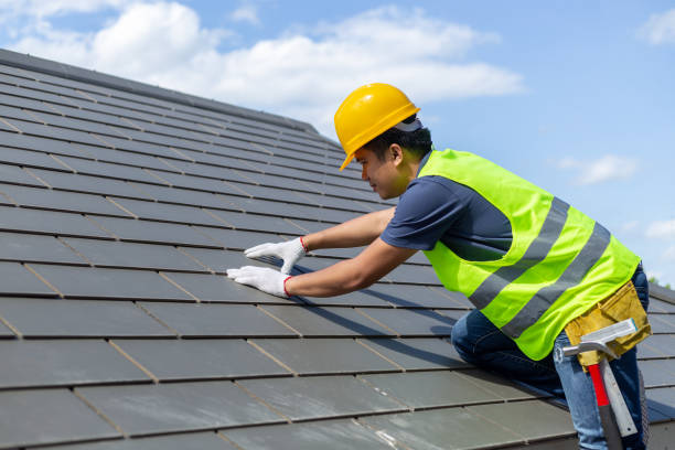 Best Roof Repair Services  in Saltillo, MS